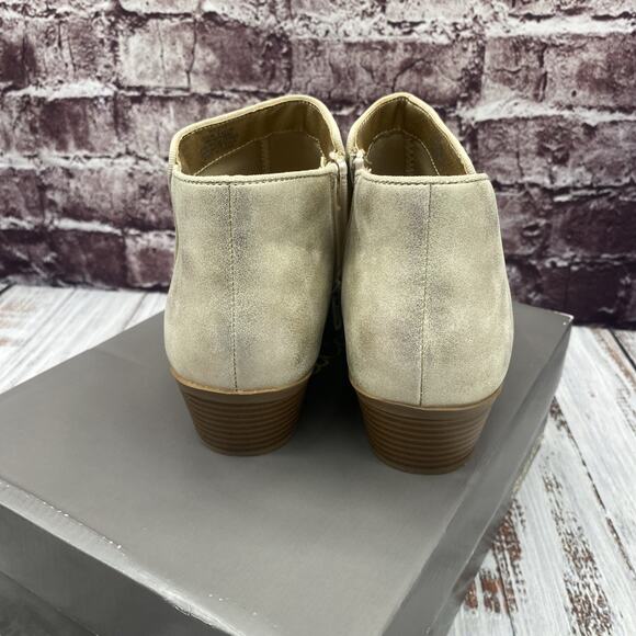 Style & Co. Womens Wileyyp Dist Gold Short Ankle Boots Heels 7.5 W - Picture 6 of 8